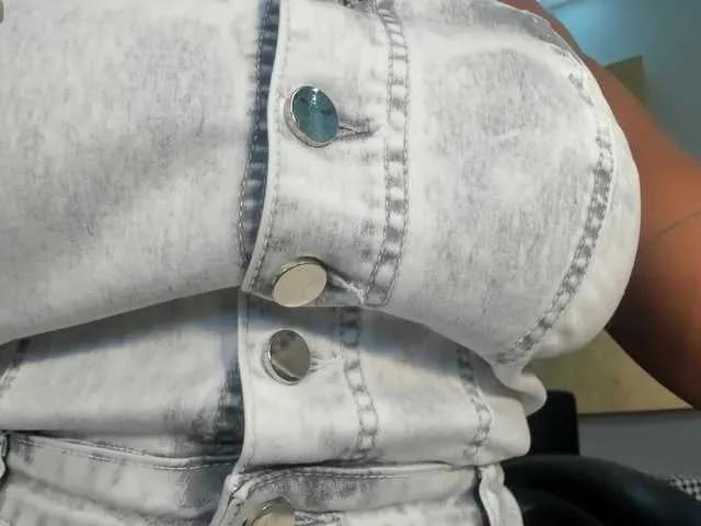 Freechat SavannahStorm on BongaCams