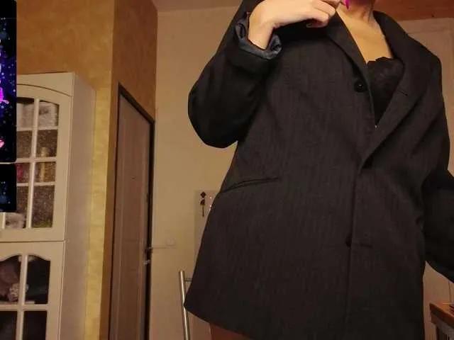 Masturbate to Sweeteve050, she wants to masturbate for you sweeteve050 from BongaCams