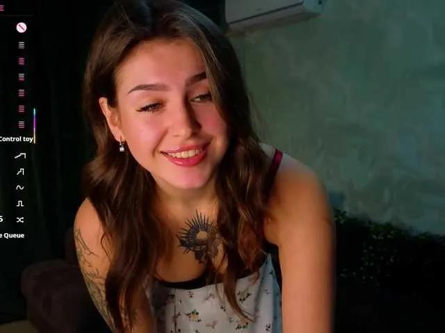 Naked TinyMollys from BongaCams TinyMollys from BongaCams