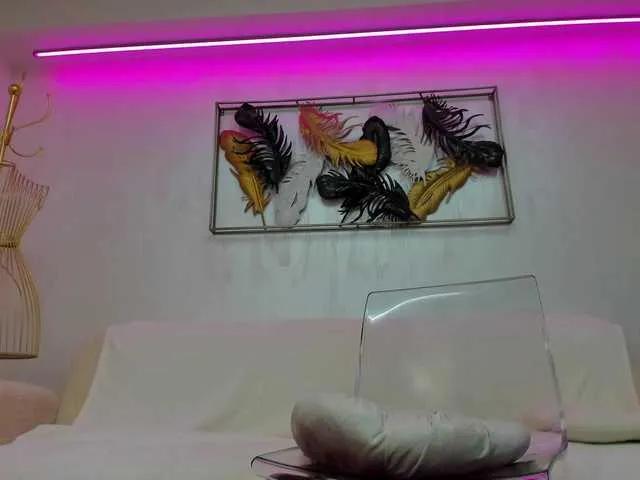 Freechat VikaFever on BongaCams