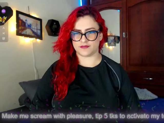 Admire BongaCams's Violettalynn violettalynn from BongaCams