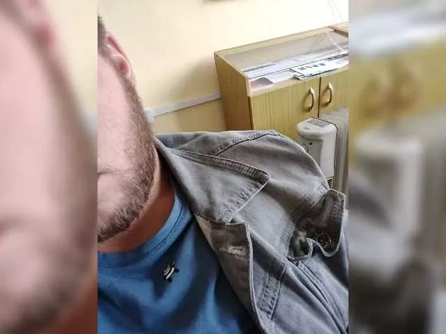 Freechat XXXklsdf on BongaCams