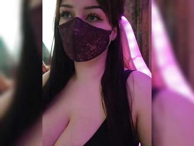 YennSI on BongaCams 