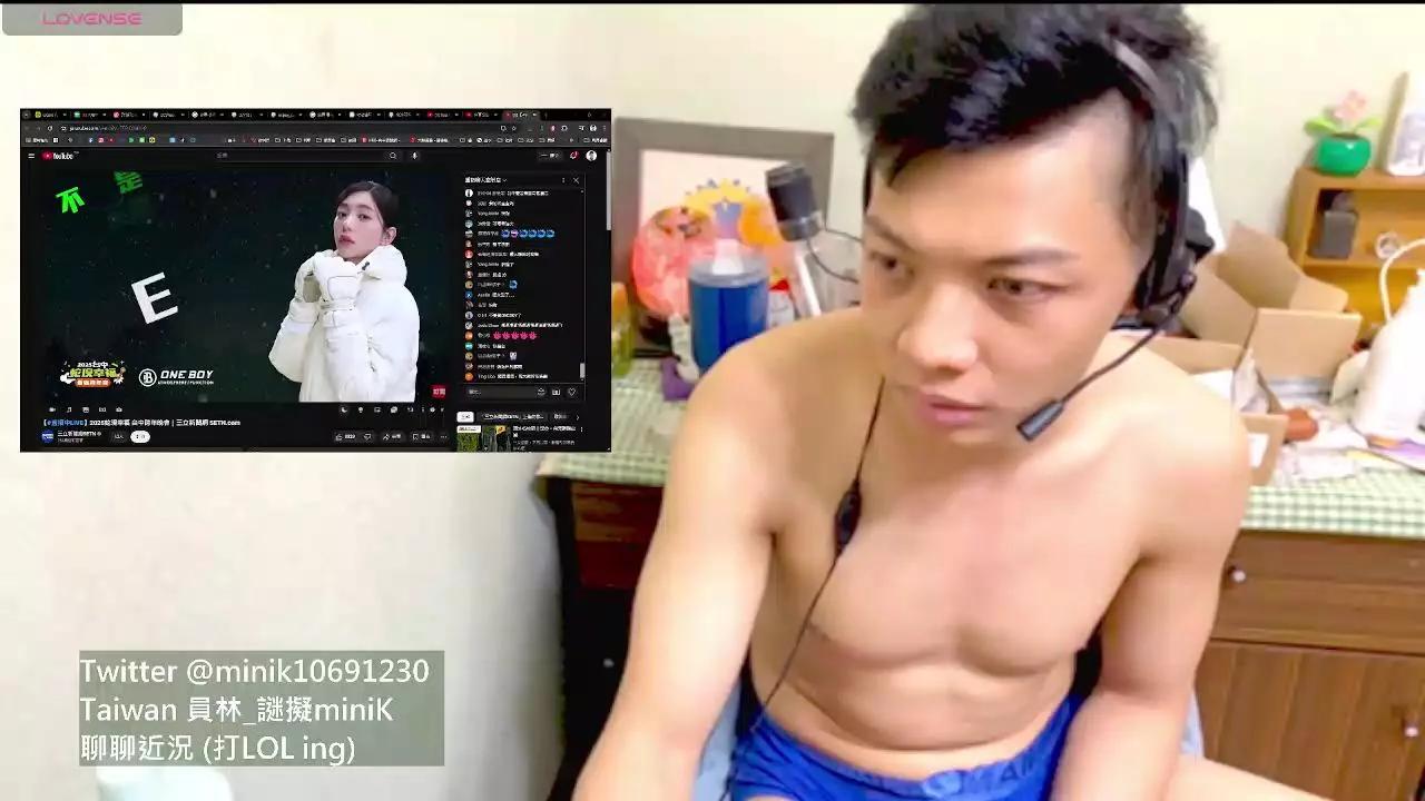 1o4e04 on Cam4 