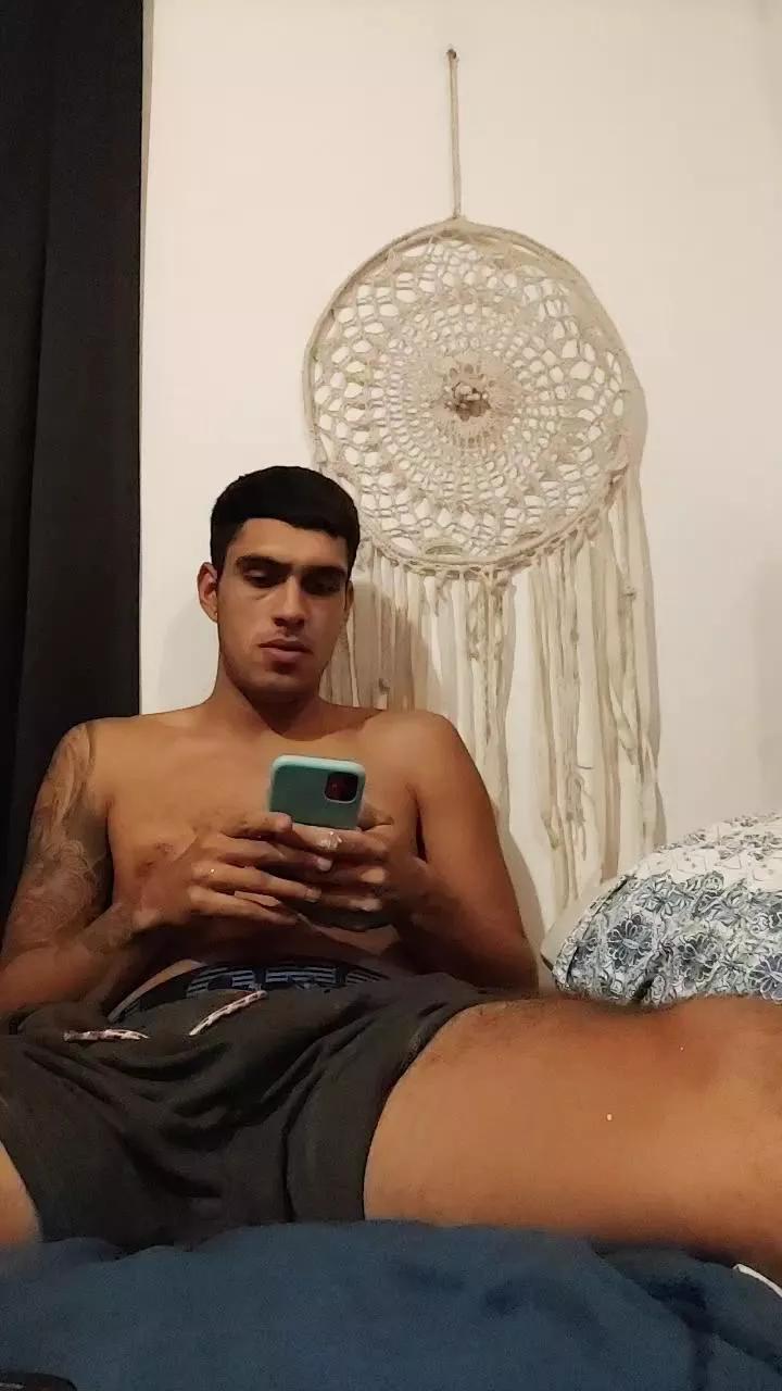 27431axel on Cam4 