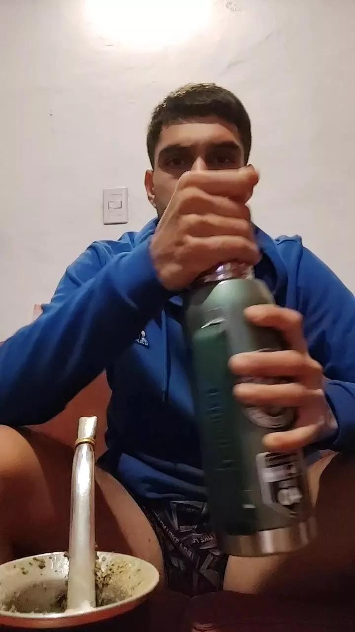27431axel on Cam4 