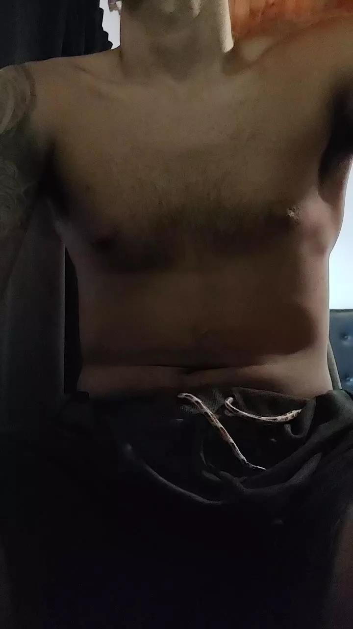 27431axel on Cam4 
