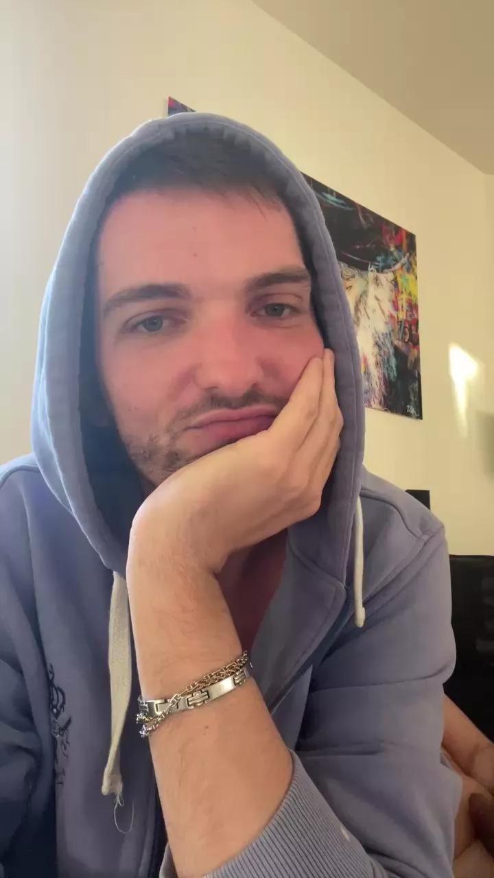 2b0yB0y on Cam4 