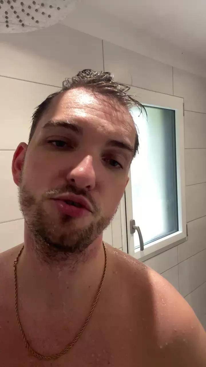 2b0yB0y on Cam4 