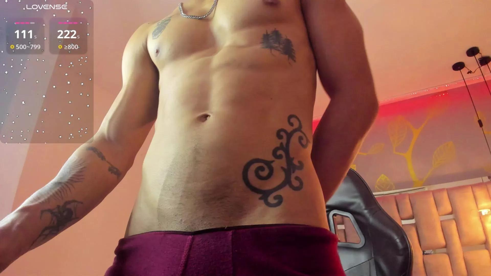 Akaza_ on Cam4 