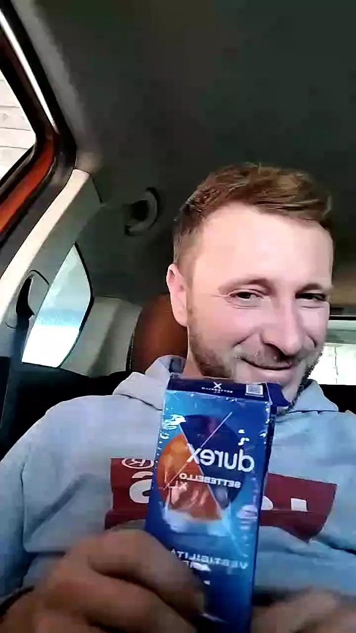 Offline Alegti88 on Cam4