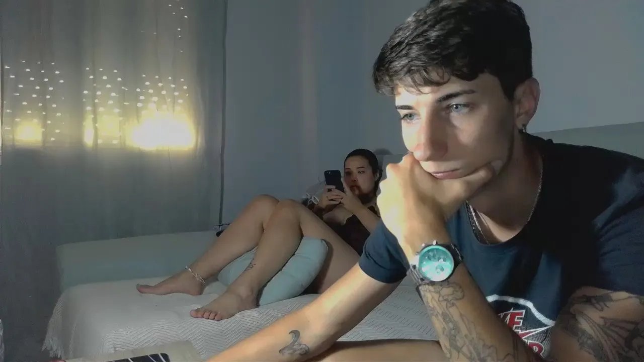 Offline alexbg2_sexy on Cam4