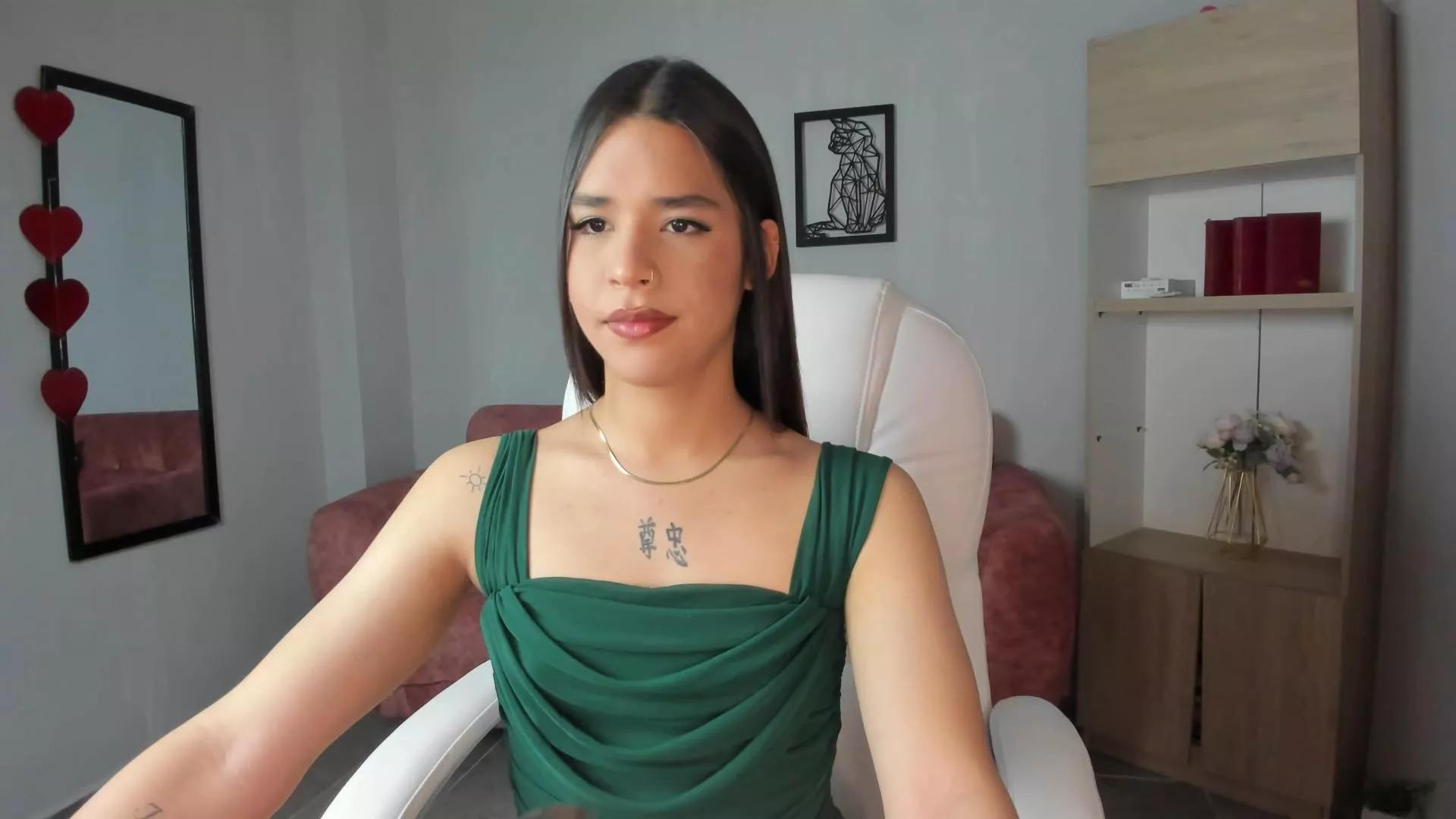 AliceSecrets on Cam4 
