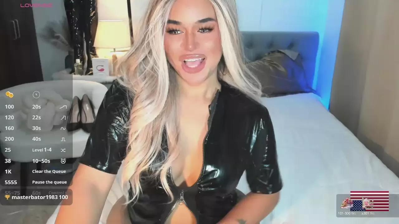 alodia_cums on Cam4 