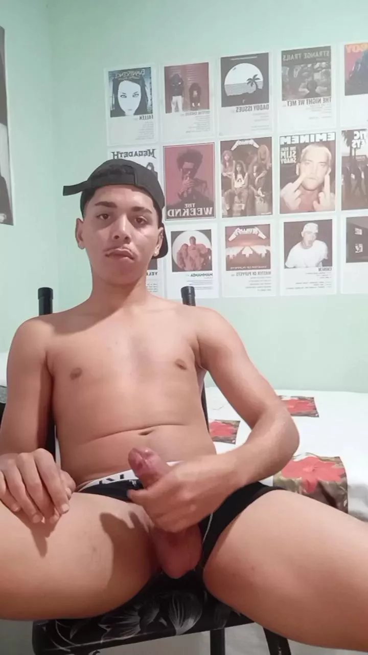 Offline alvzzk on Cam4