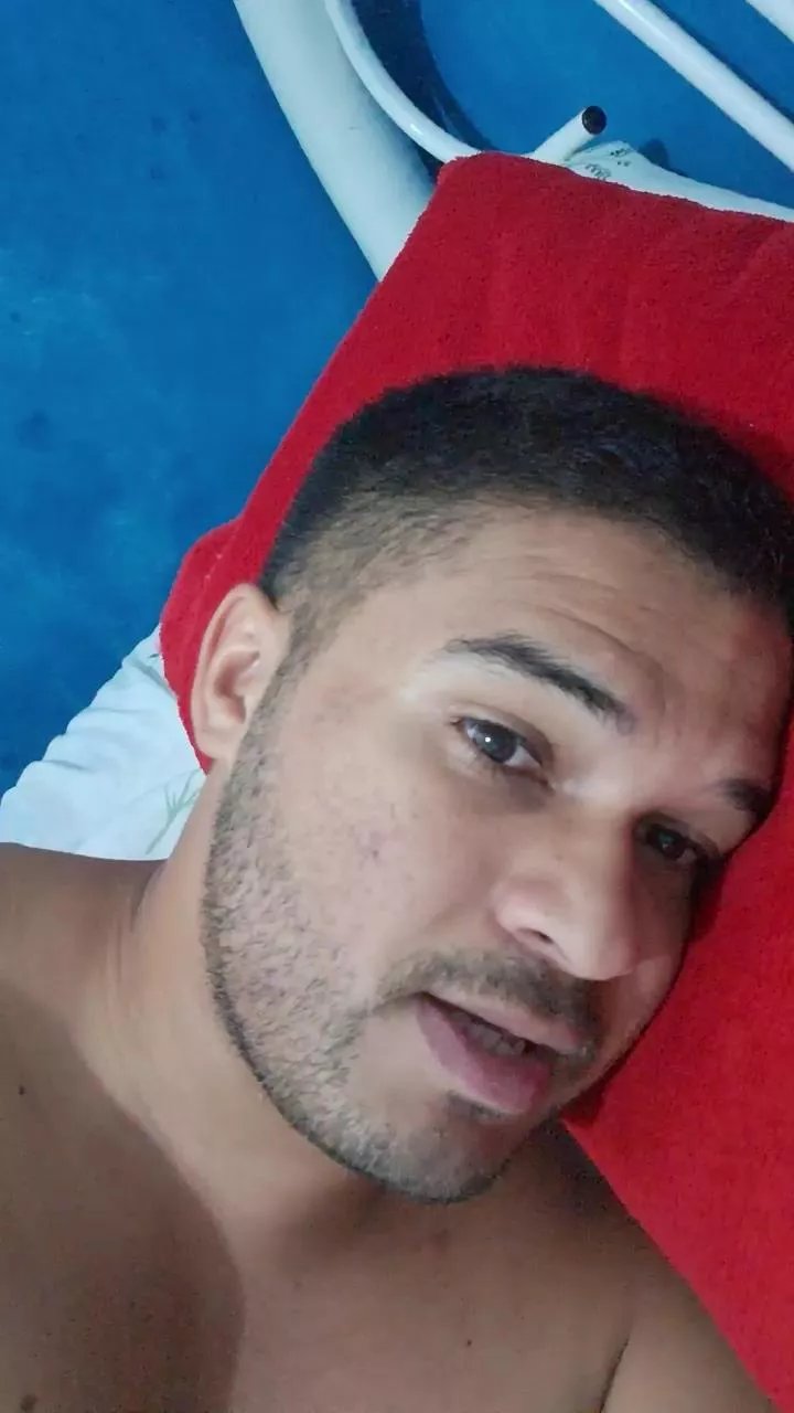 Offline Amesmadesempre on Cam4