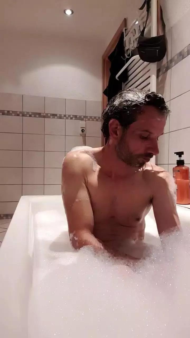 andy835 on Cam4 