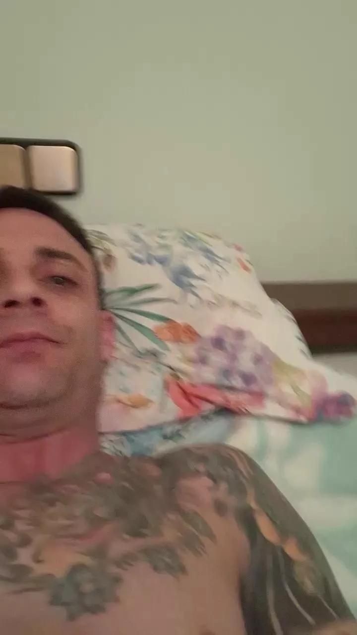 Angelbcn40 on Cam4 