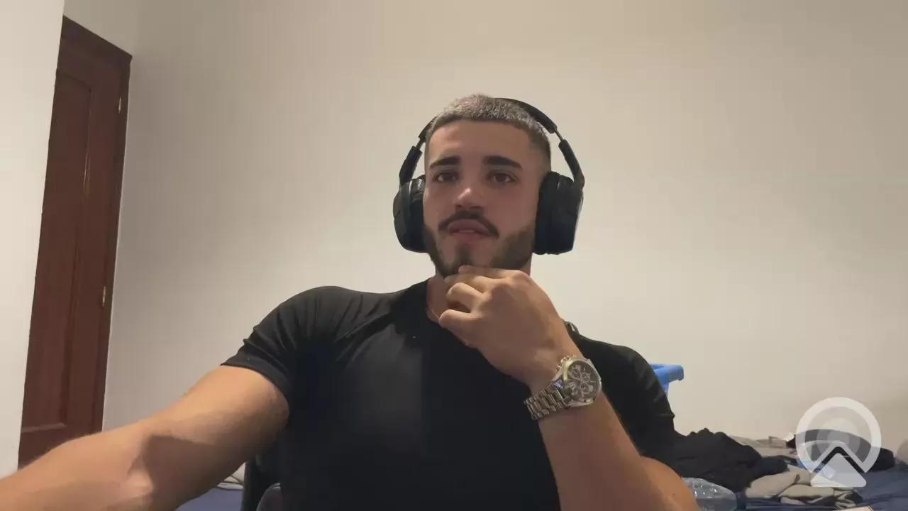 AnthonyGym on Cam4 