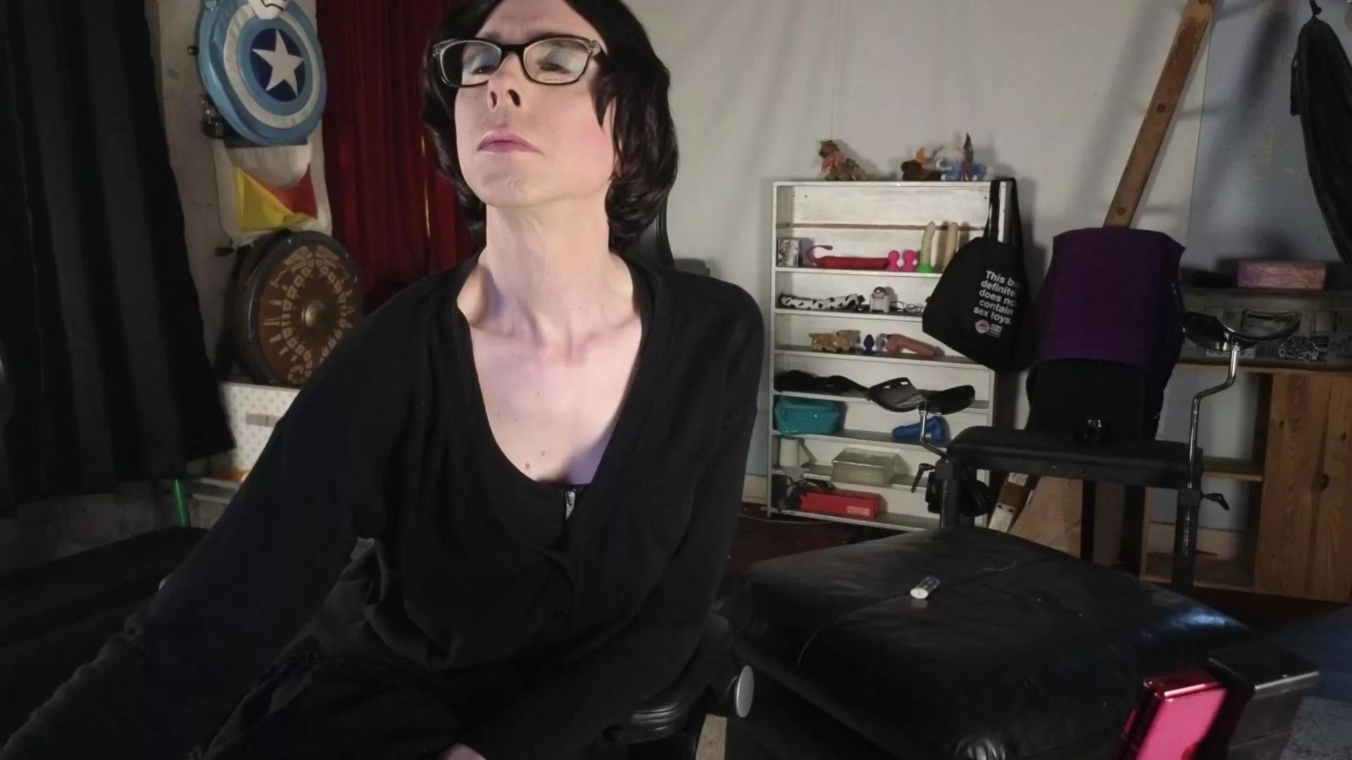 april_show_her on Cam4 