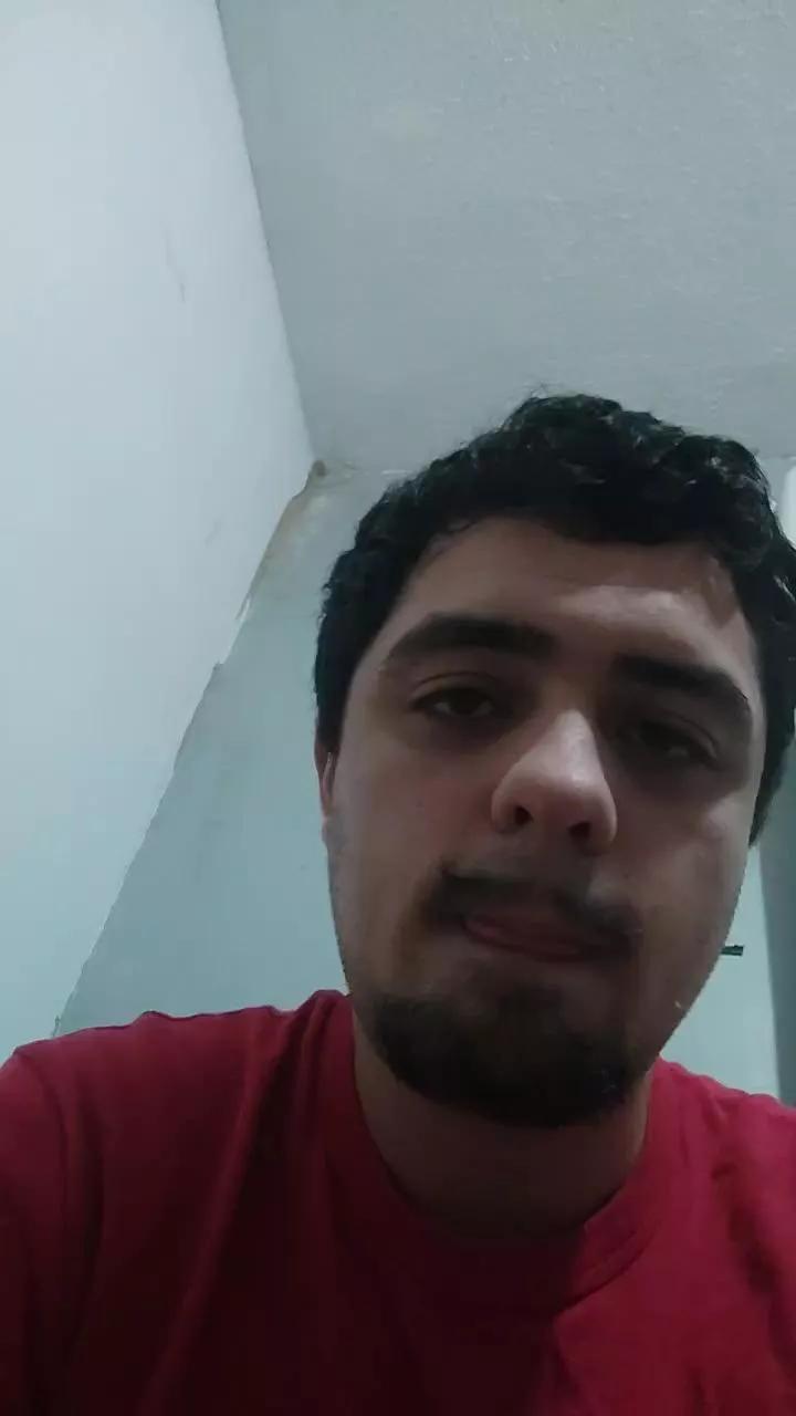 Artur520 on Cam4 