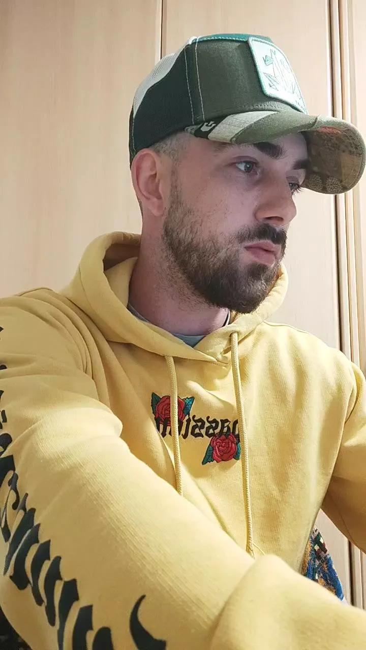 Bcn18Real on Cam4 