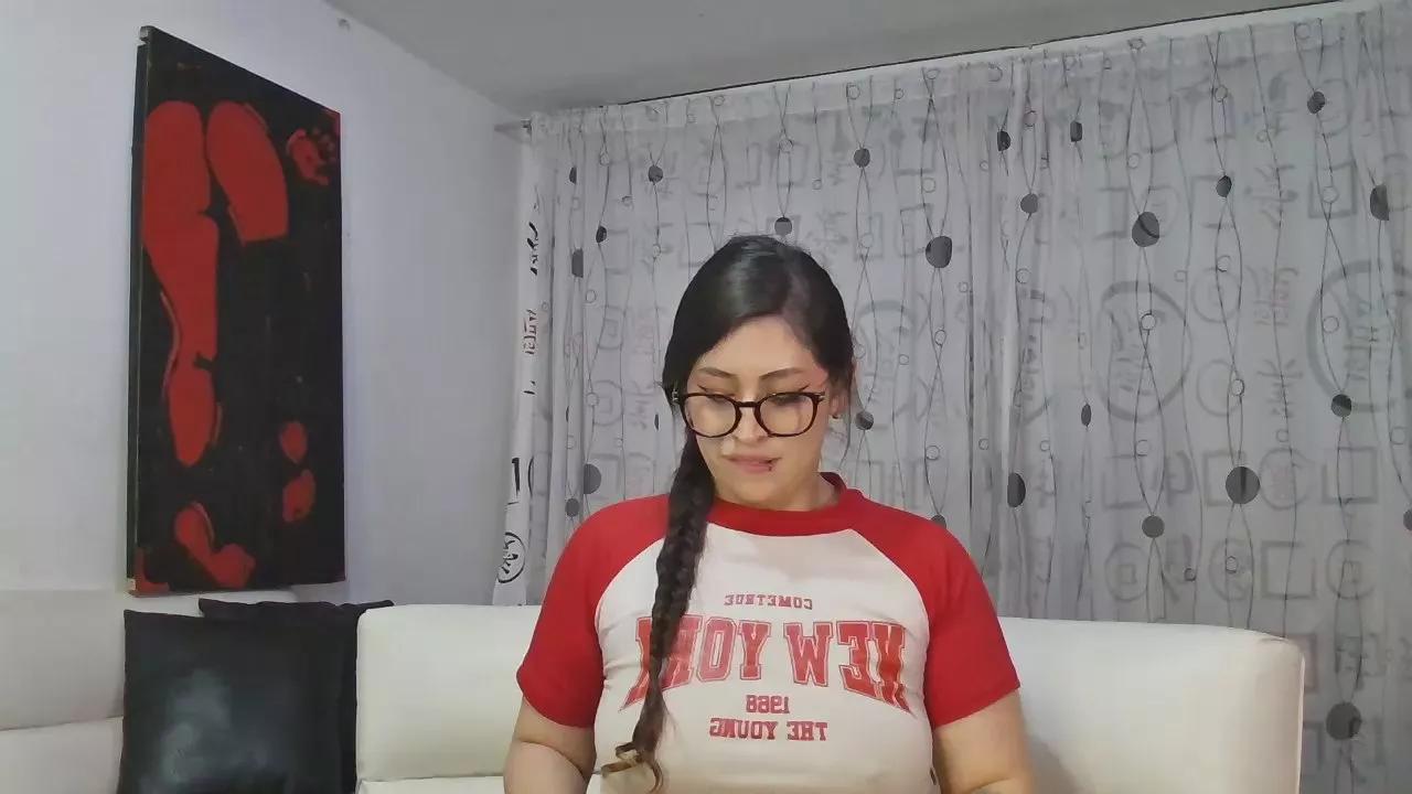 bela_hotsexy on Cam4 