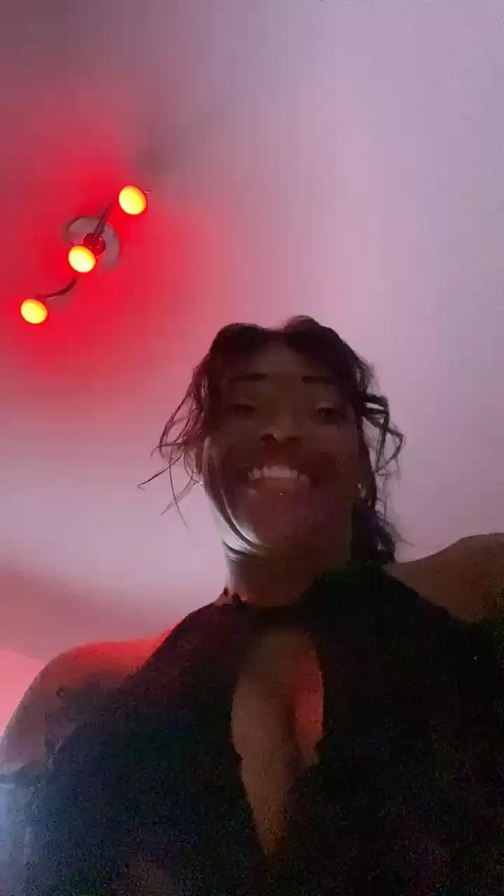 Belingtia on Cam4 