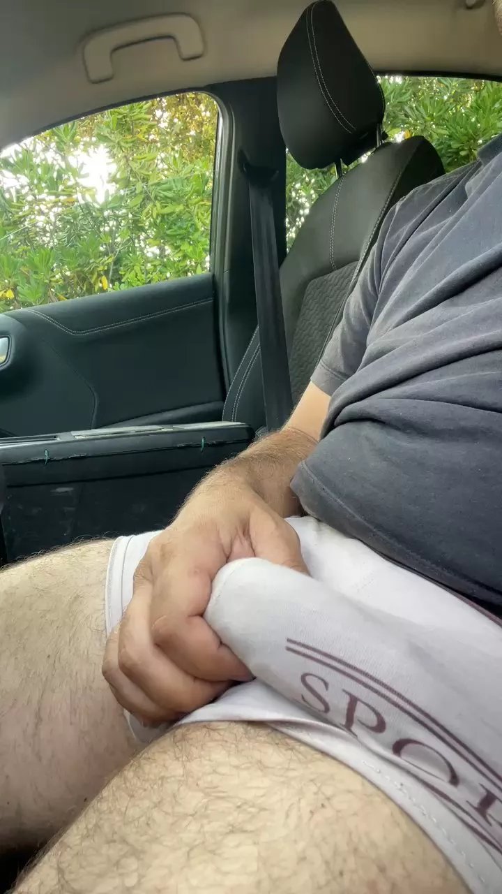 Offline Bic18 on Cam4