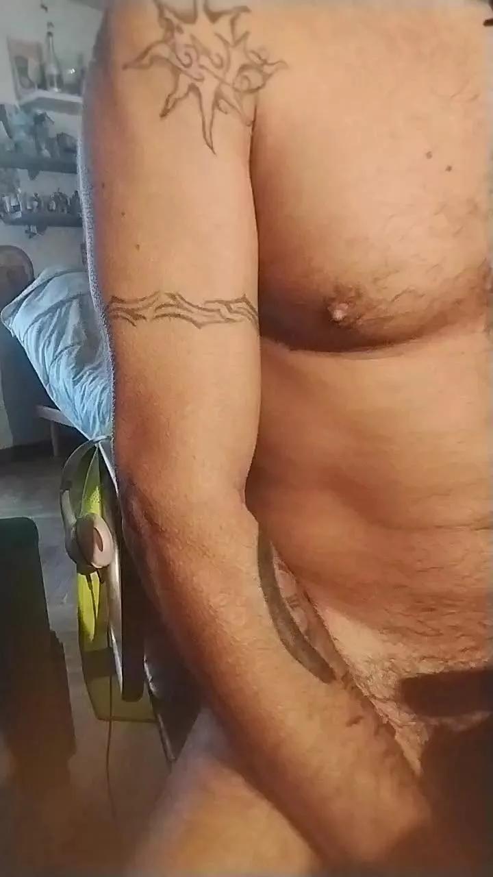 Biricchino1976 on Cam4 