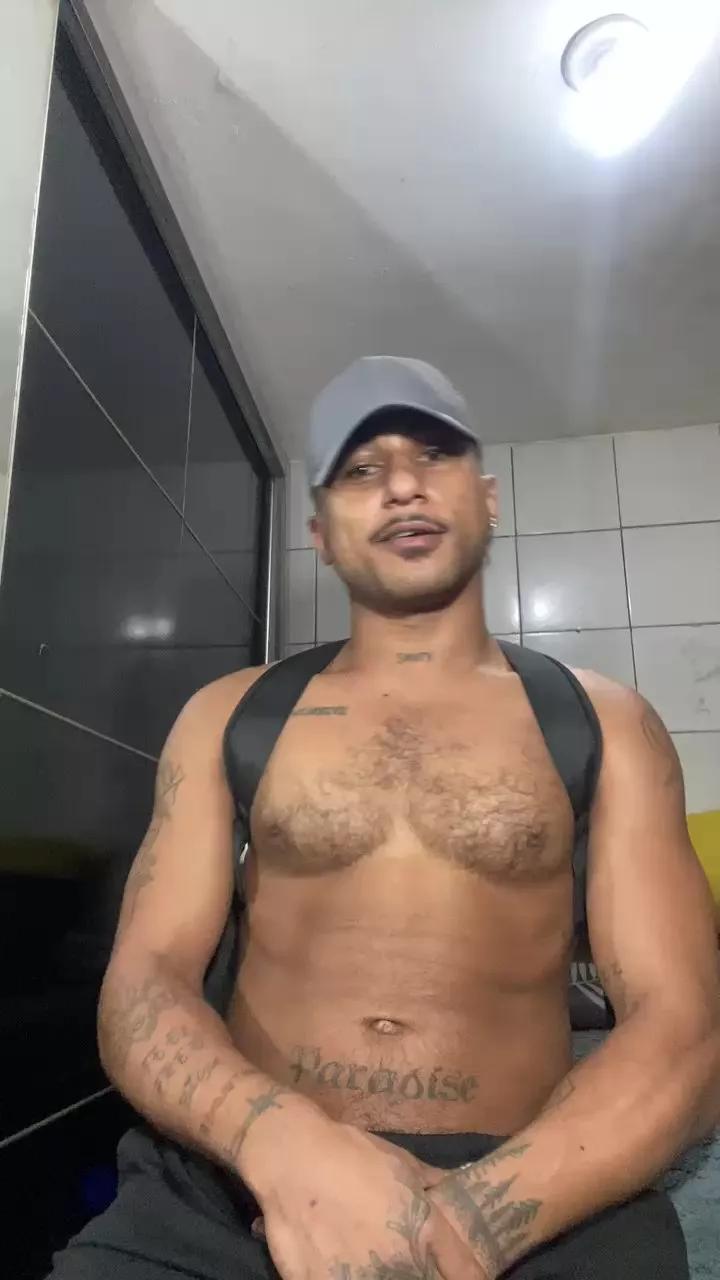 BlackDelToro on Cam4 