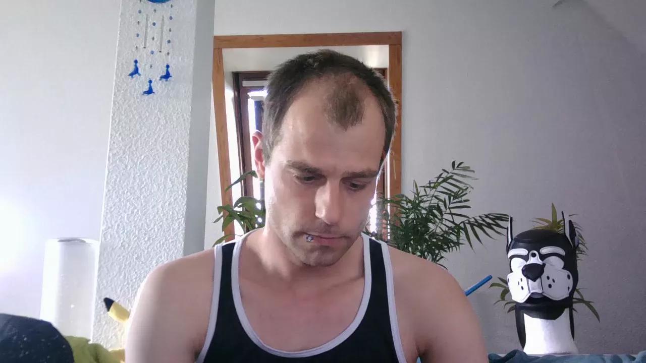 Casper_1988 on Cam4 