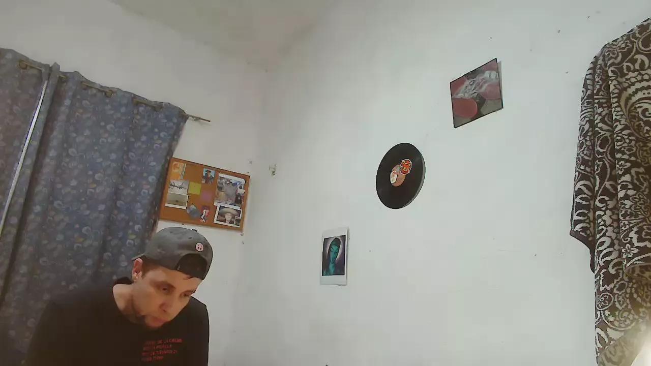 catire85 on Cam4 