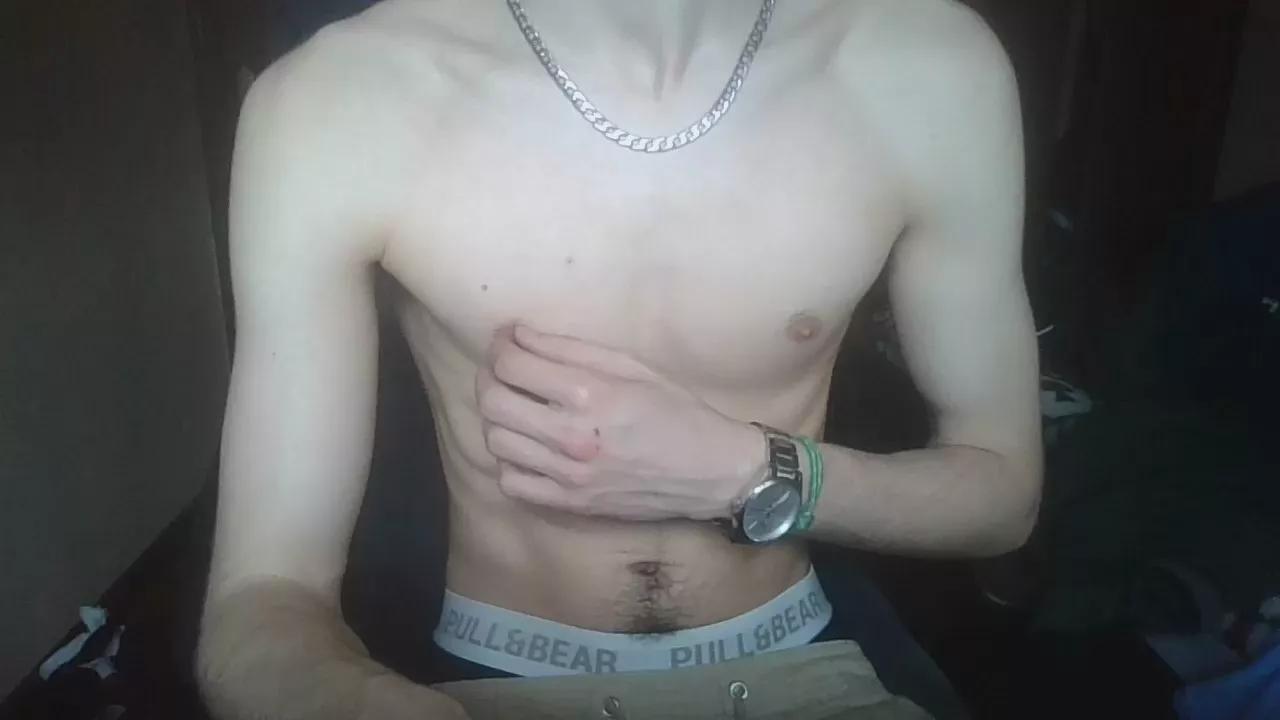 chavalgym21 on Cam4 