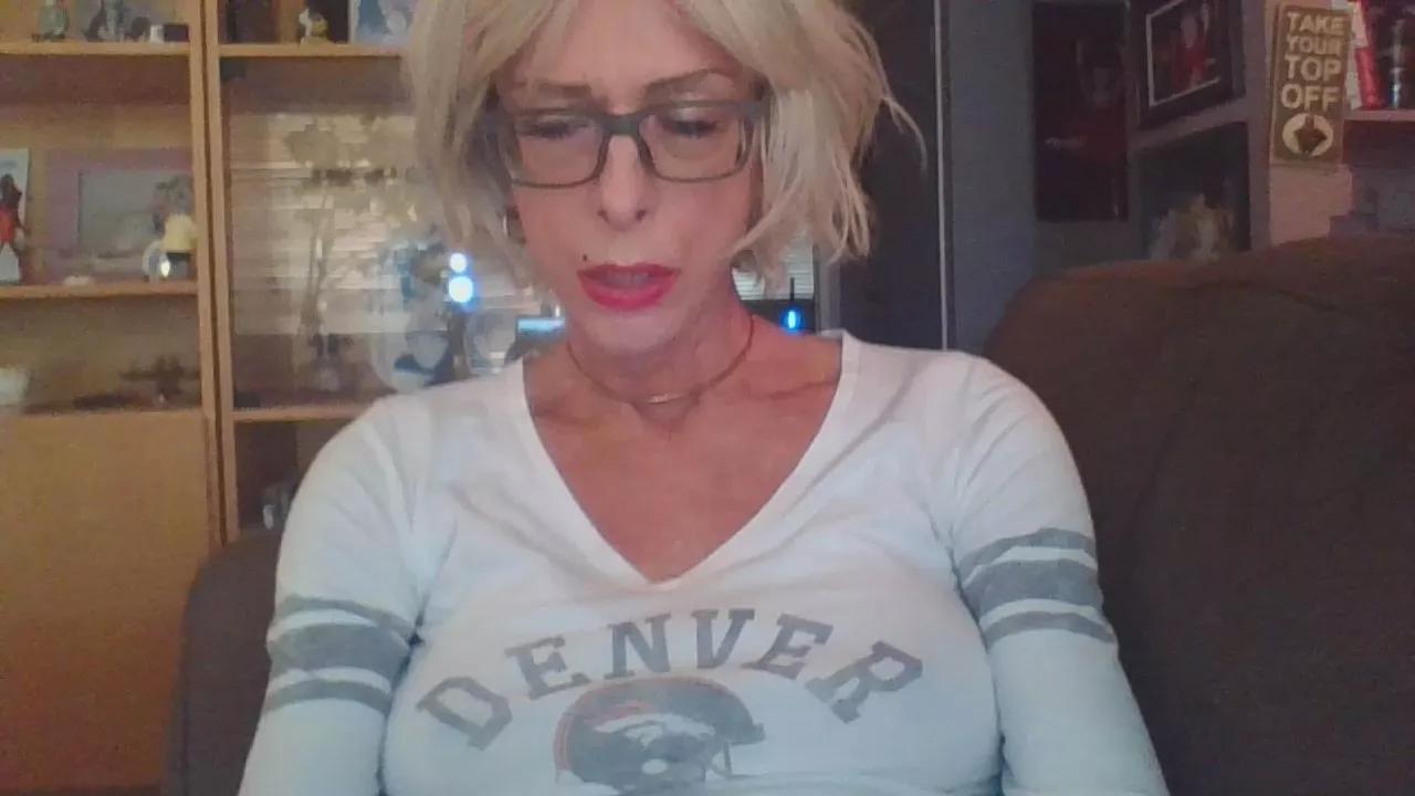 chickinrock on Cam4 