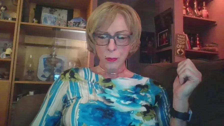 chickinrock on Cam4 