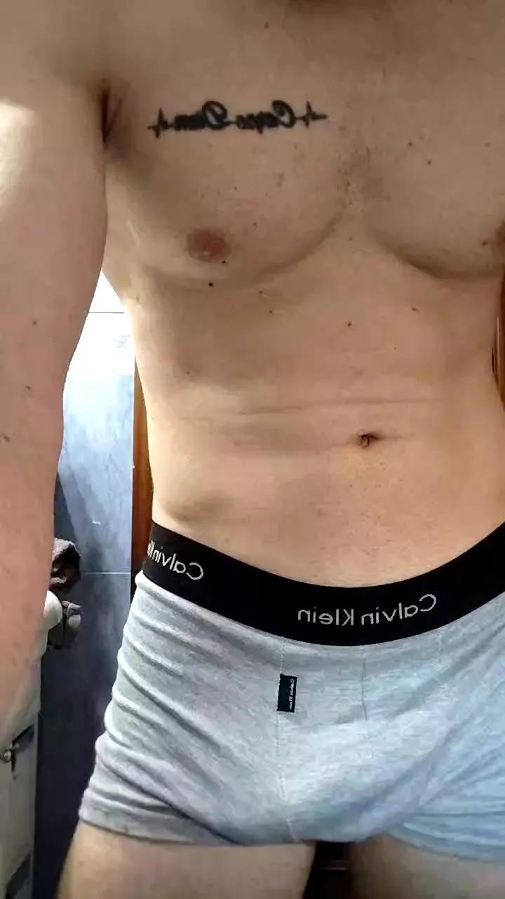 Chicogy992 on Cam4 