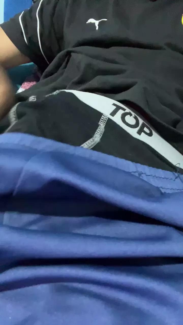 Chinitooo69 on Cam4 