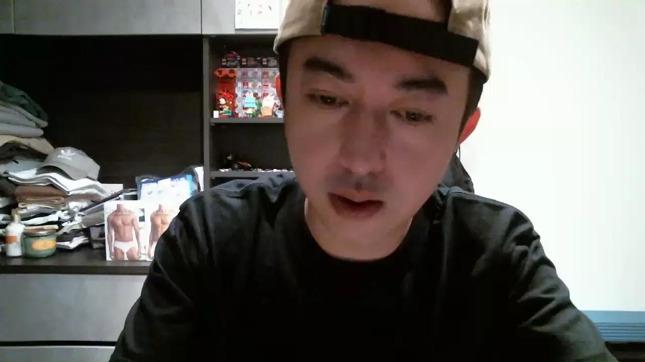 chriswu69820 on Cam4 