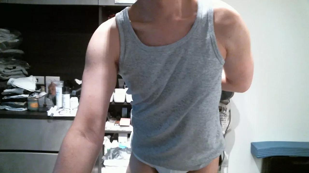 chriswu69820 on Cam4 