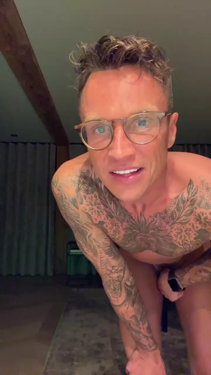 Offline Clitje on Cam4