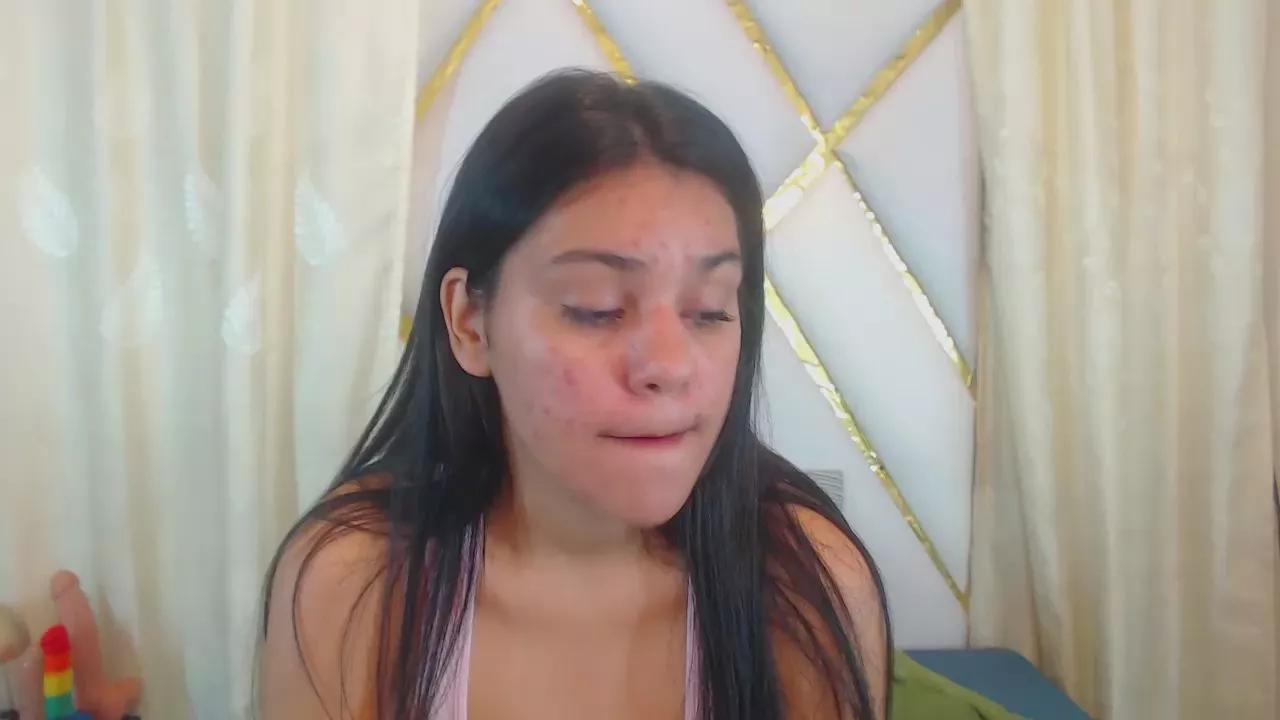 Clover_Lover on Cam4 