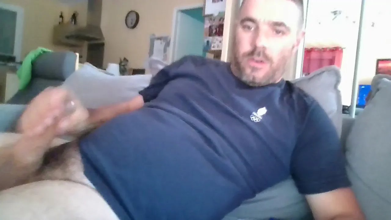 Offline coco4225 on Cam4