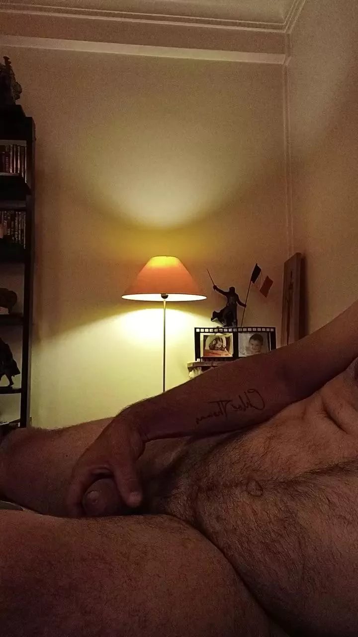 Offline coco4225 on Cam4