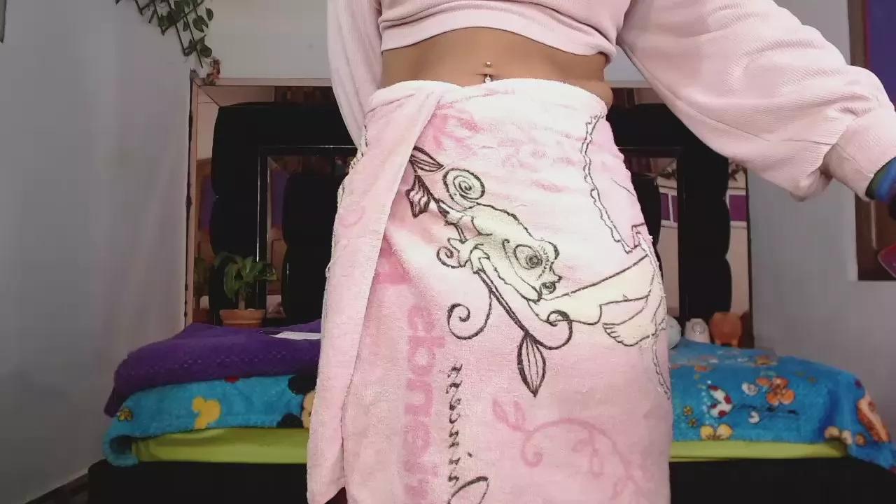 coral_xxx_ on Cam4 