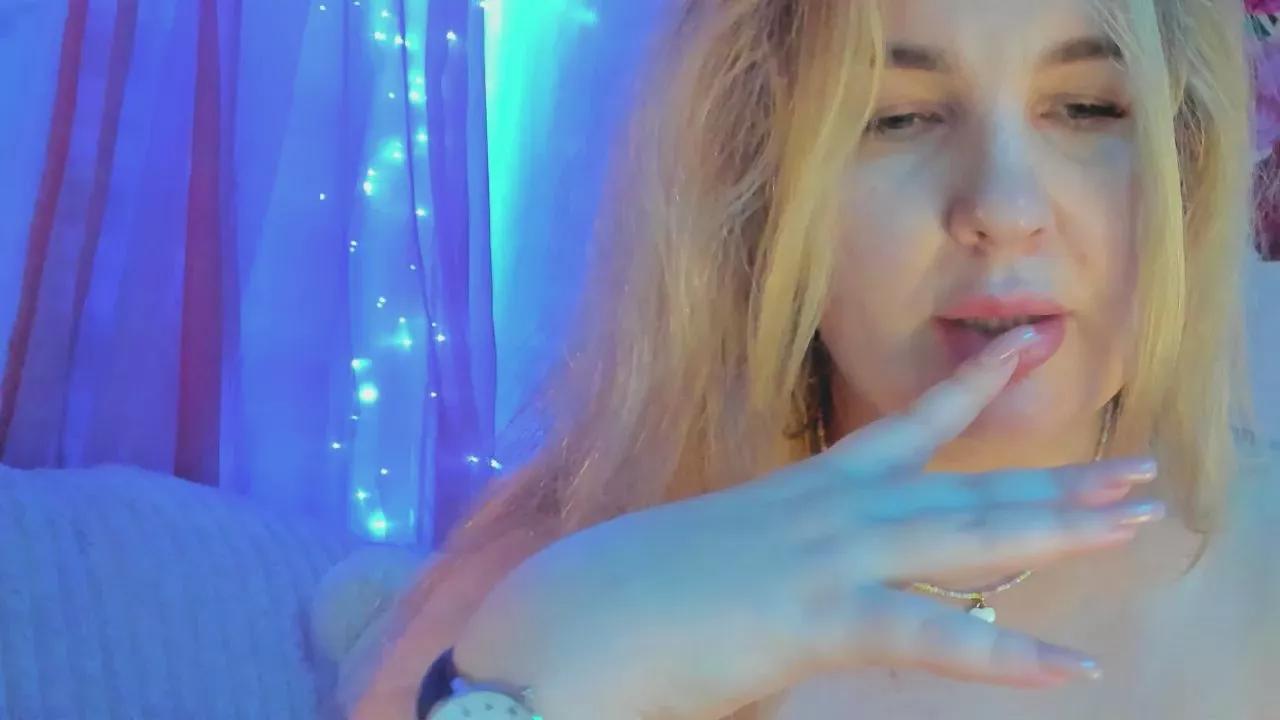 CorrySwon on Cam4 