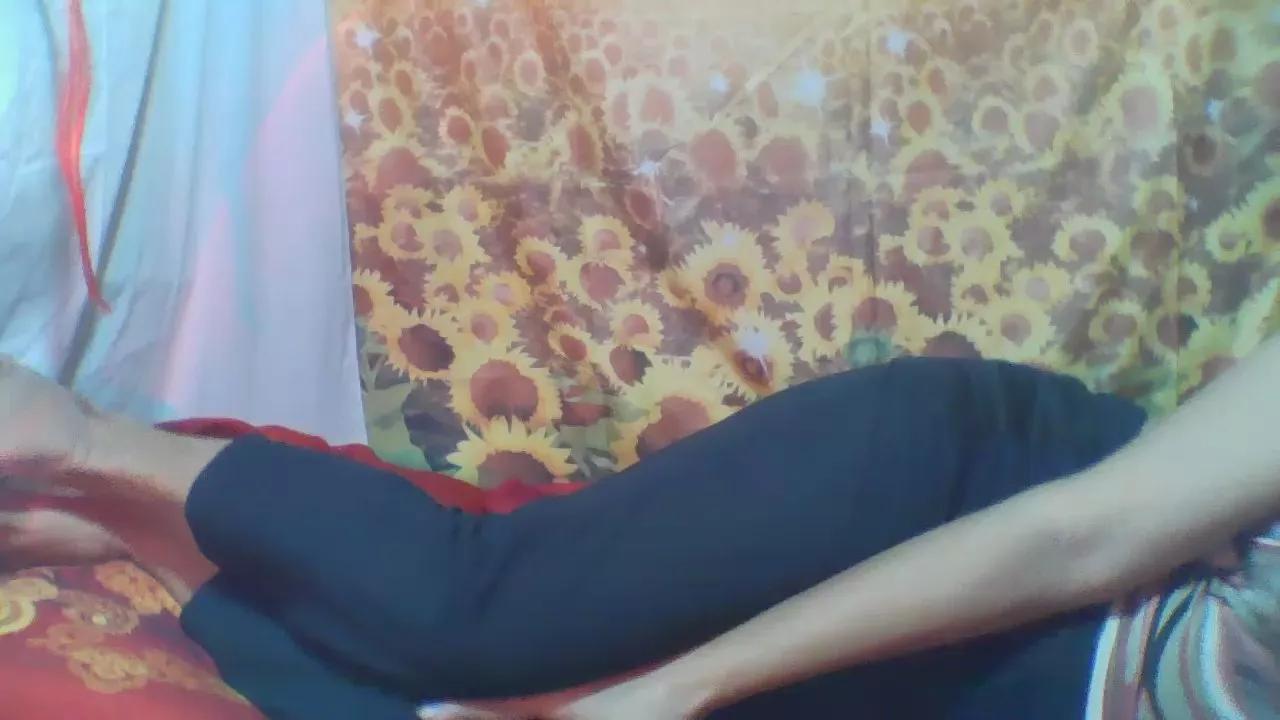 CreamyPussy69x on Cam4 