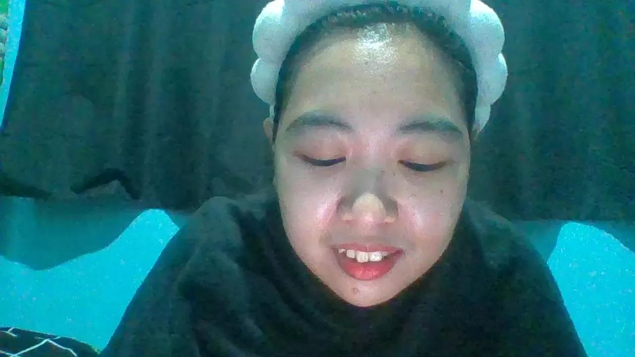 Cuteasian96 on Cam4 