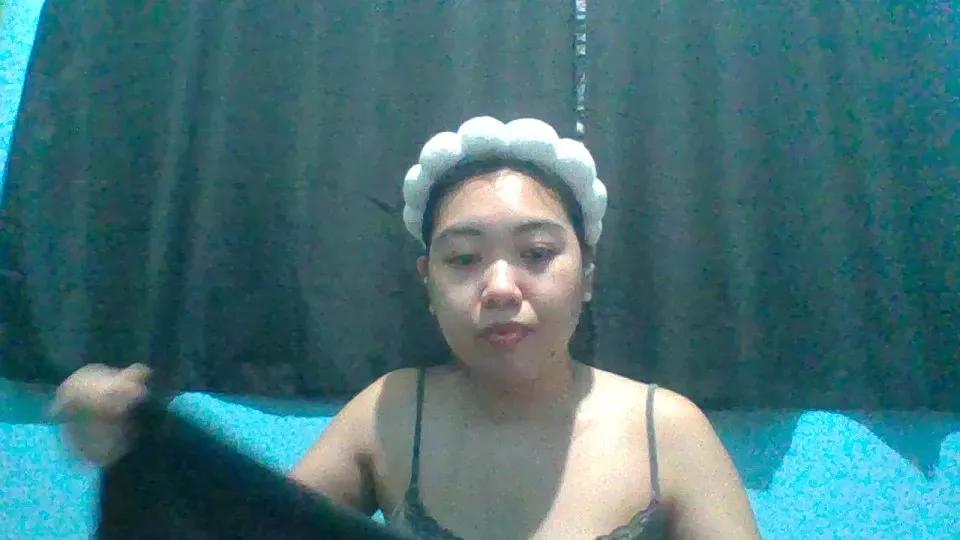 Cuteasian96 on Cam4 