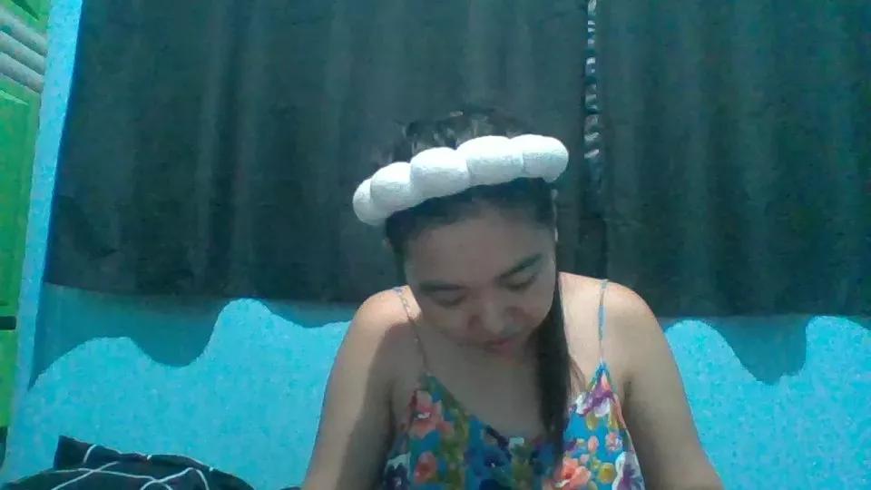 Cuteasian96 on Cam4 